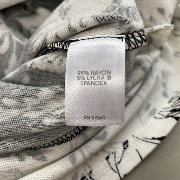 J Jill Wearever Tunic Top Petite XL Black Dark Floral Oversized Artsy Neutral - Picture 8 of 10